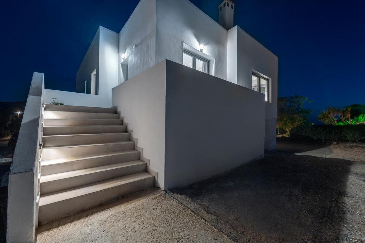 Chrysonisos Suites With Sunset & Seaviews Near Kini Luaran gambar