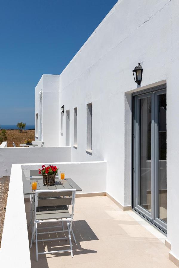 Chrysonisos Suites With Sunset & Seaviews Near Kini Luaran gambar