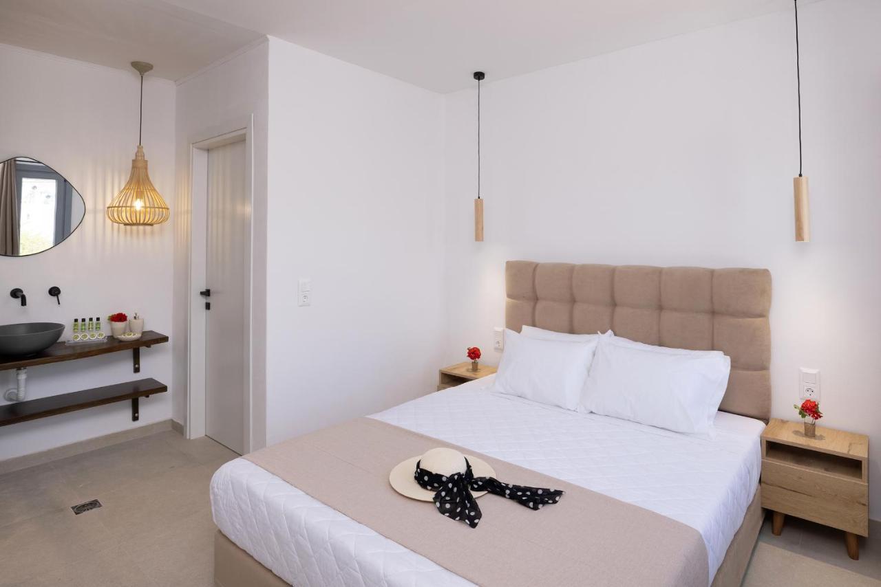 Chrysonisos Suites With Sunset & Seaviews Near Kini Luaran gambar