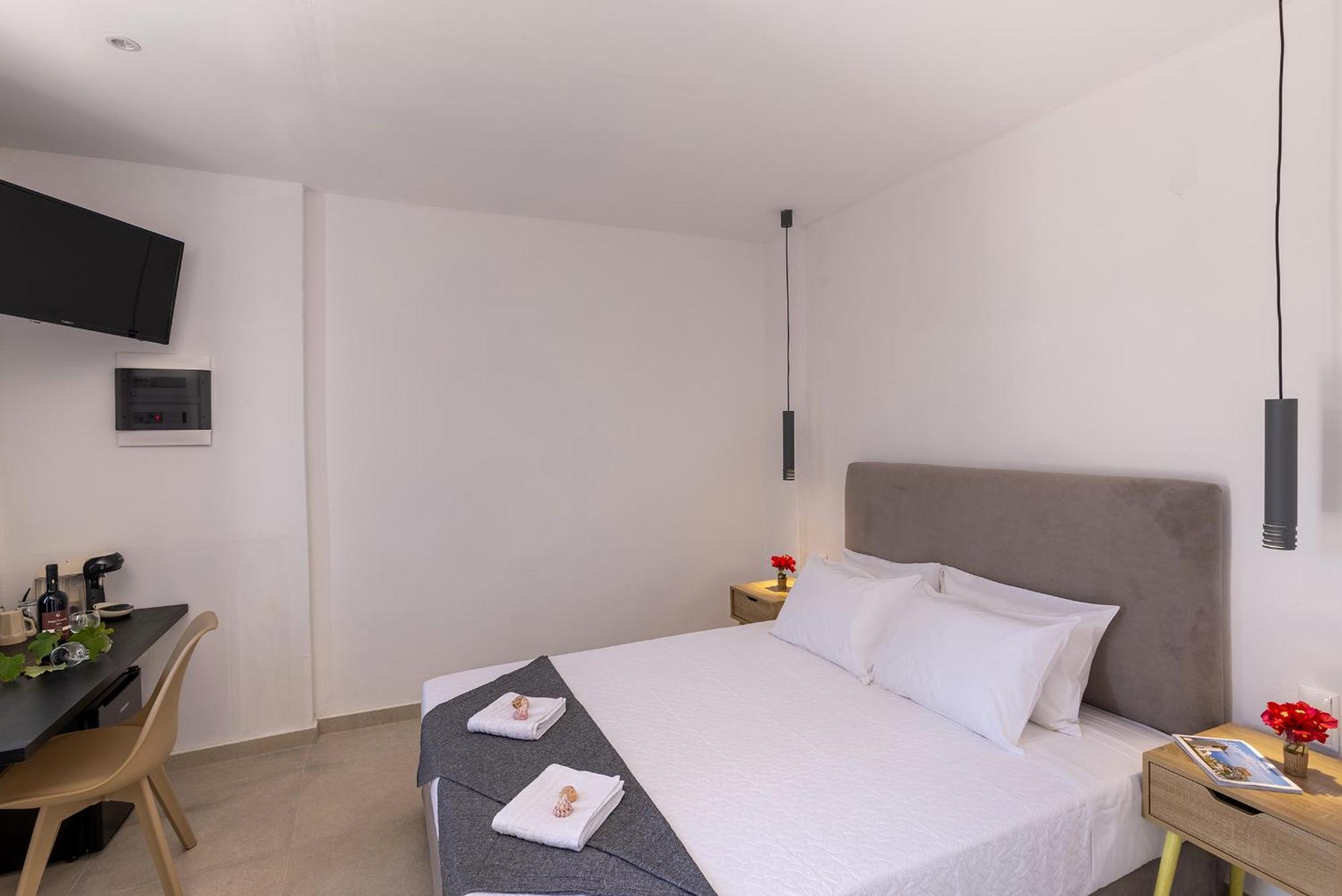 Chrysonisos Suites With Sunset & Seaviews Near Kini Luaran gambar