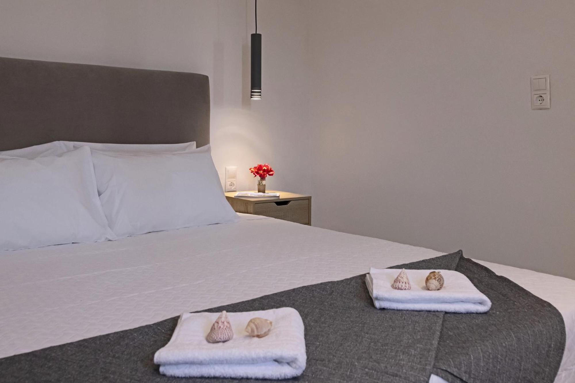 Chrysonisos Suites With Sunset & Seaviews Near Kini Luaran gambar