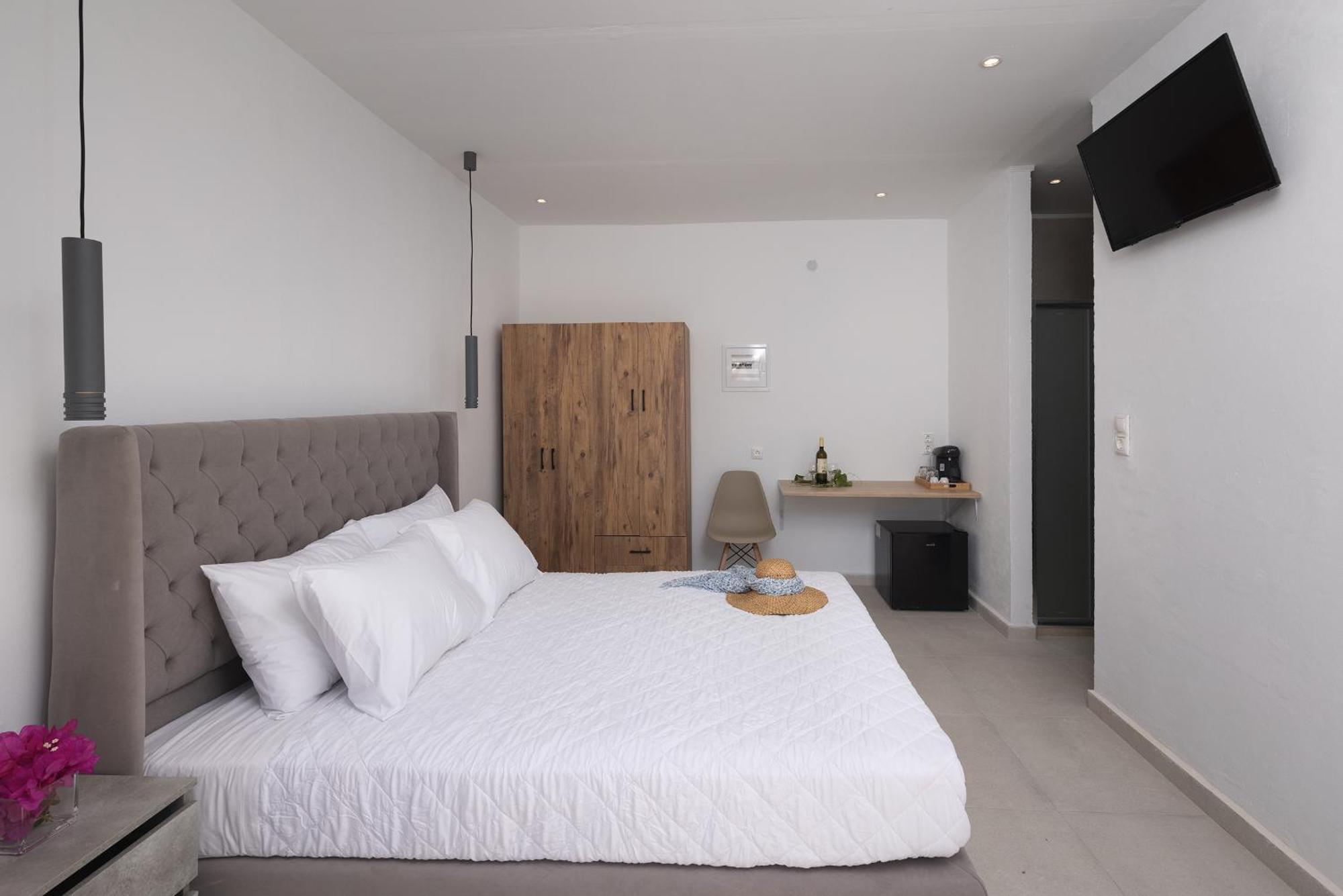 Chrysonisos Suites With Sunset & Seaviews Near Kini Luaran gambar