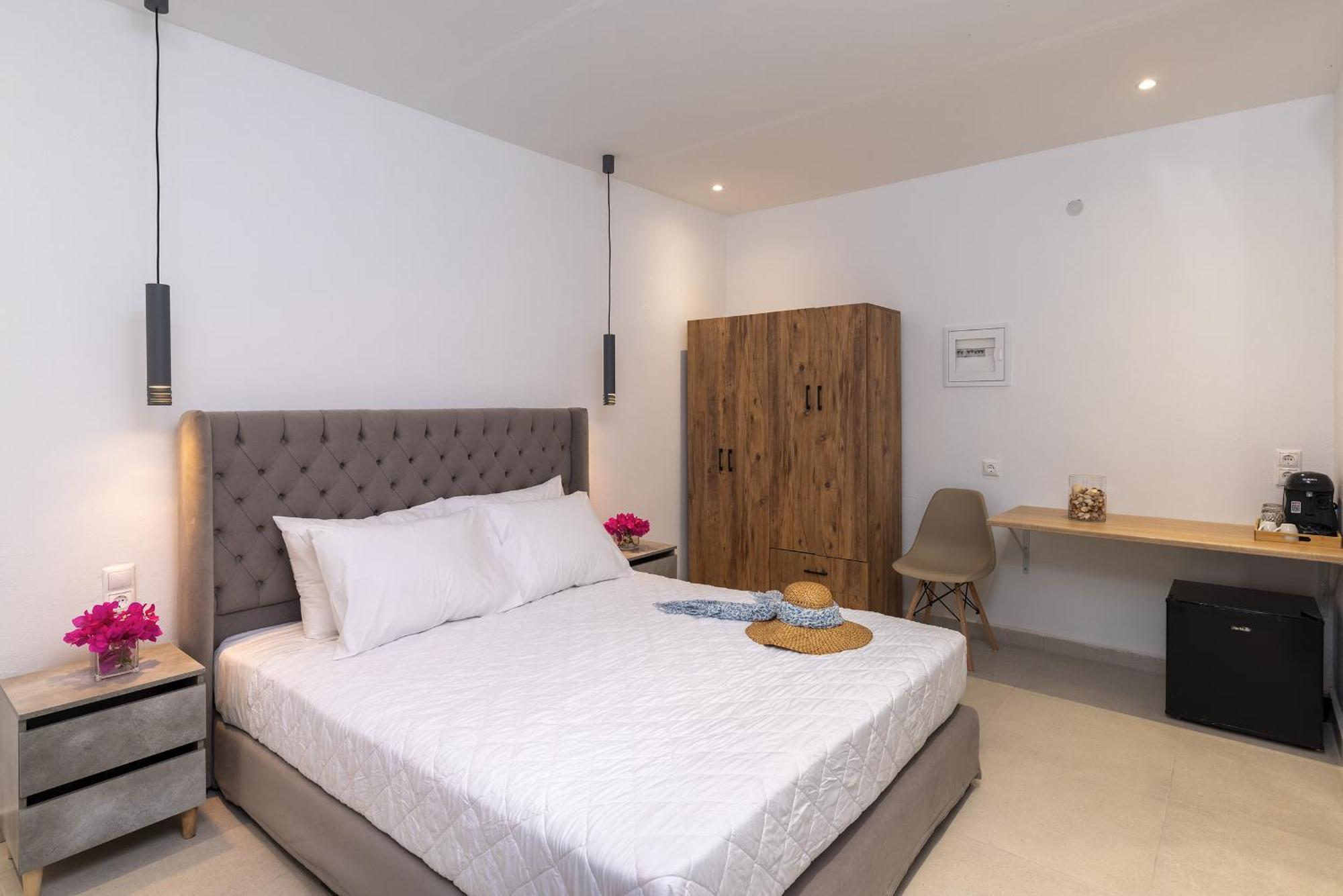Chrysonisos Suites With Sunset & Seaviews Near Kini Luaran gambar
